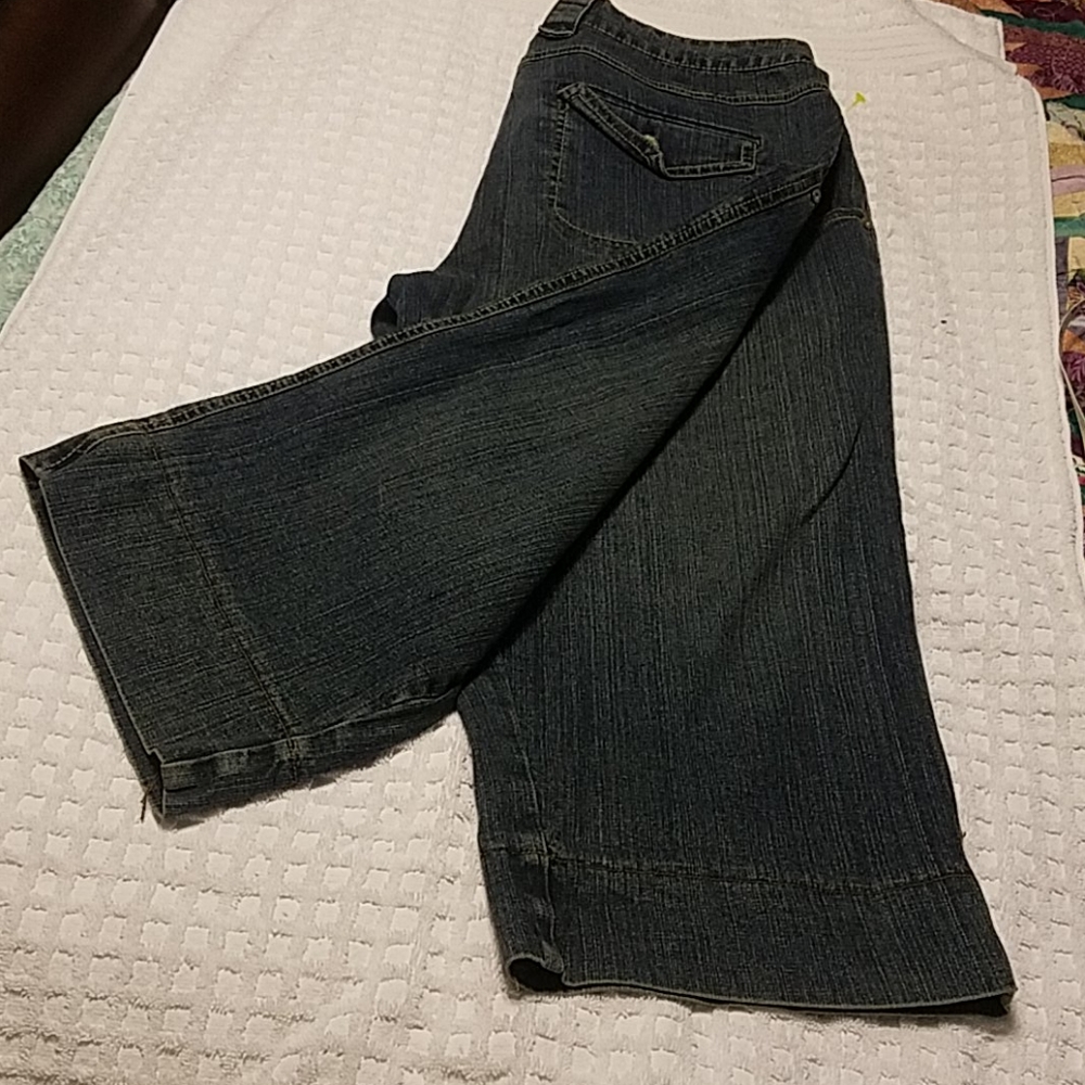 Denim capris